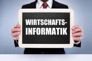 Wirtschaftsinformatiker sind gesuchte Spezialisten.
